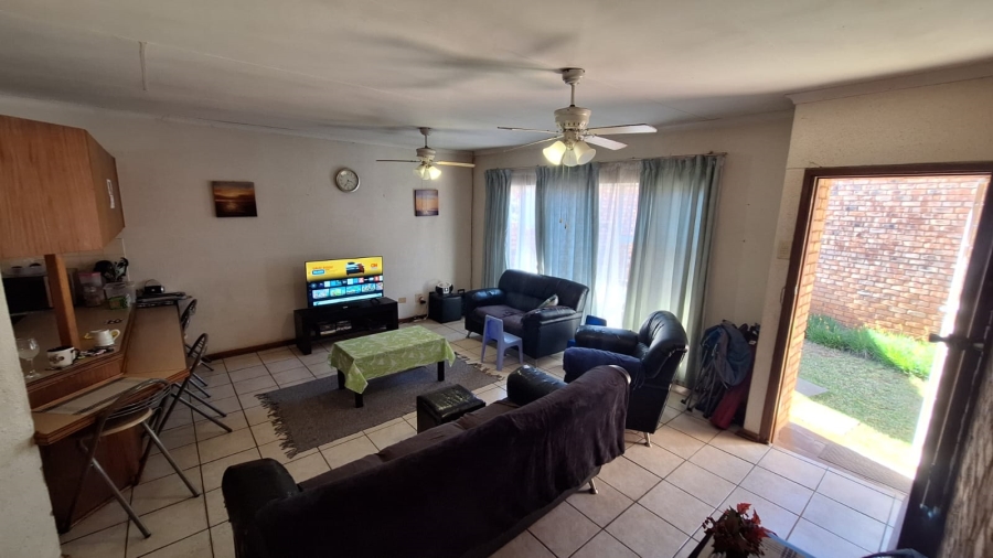 2 Bedroom Property for Sale in New Park Northern Cape